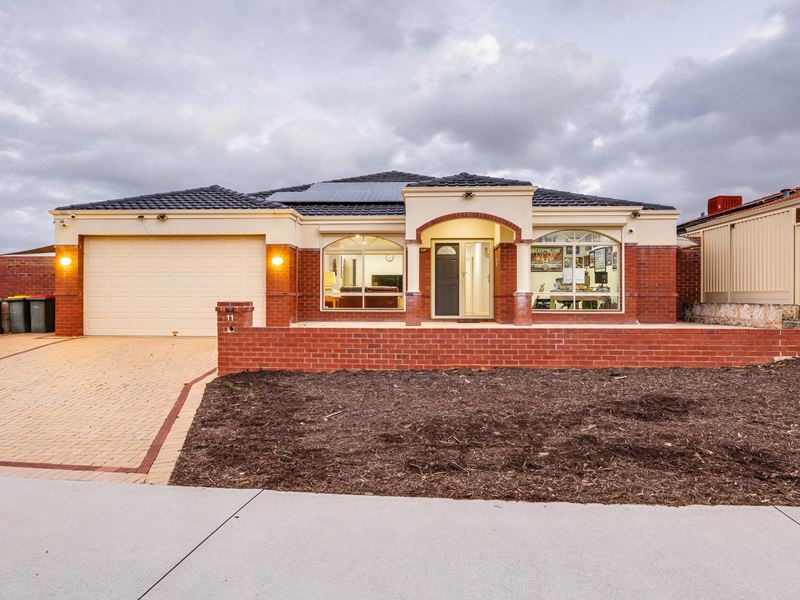 11 Rayner Drive, Landsdale WA 6065