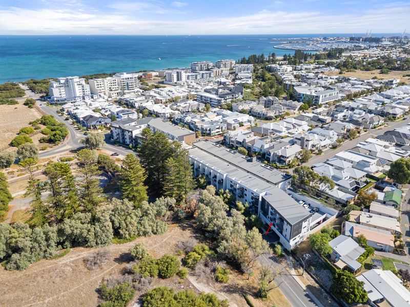 27/59 Breaksea Drive, North Coogee WA 6163