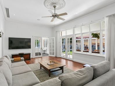 7 Archdeacon Street, Nedlands WA 6009
