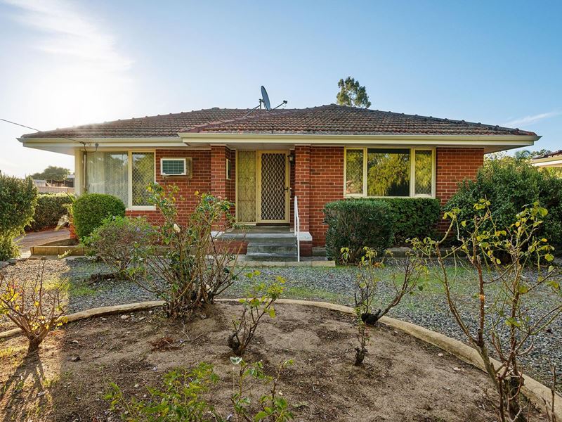 5 Grasmere Place, Kelmscott WA 6111