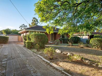 5 Grasmere Place, Kelmscott WA 6111