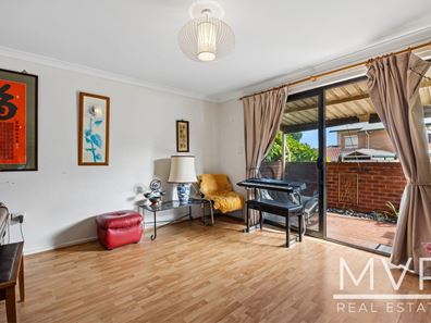 18/42 Gillett Drive, Kardinya WA 6163