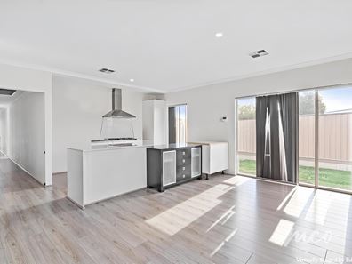 10 Ballard Way, Anketell WA 6167