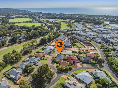 2/5 Sandalford Court, Dunsborough WA 6281