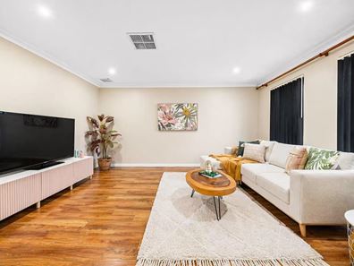 52 Araluen Crescent, Bertram WA 6167
