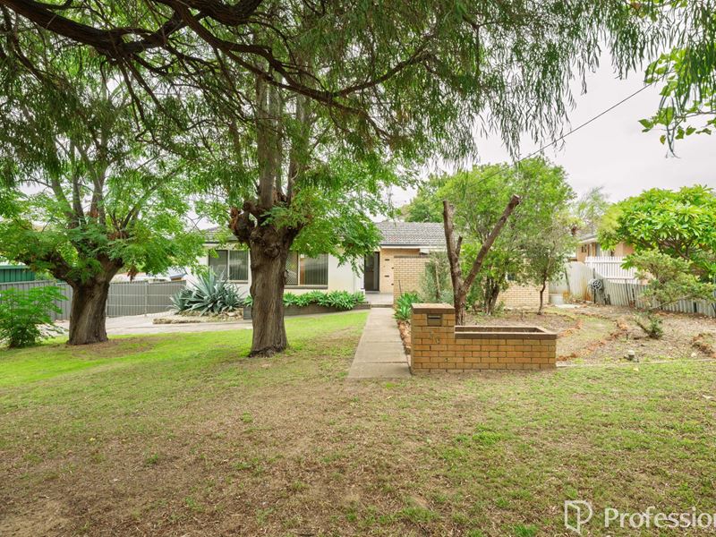 40 Nathaniel Way, Orelia