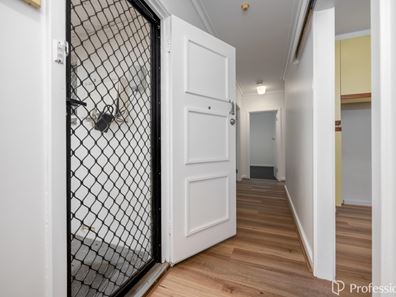 40 Nathaniel Way, Orelia WA 6167