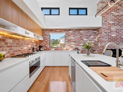 13A Collick Street, Hilton WA 6163