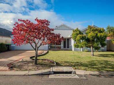 28 Edgeworth Circuit, Tapping WA 6065