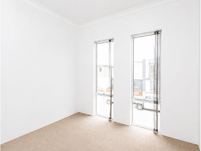 2/6 Quendamia Lane, Mandurah WA 6210