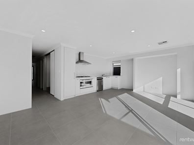 11 Greville Grv, Lakelands WA 6180