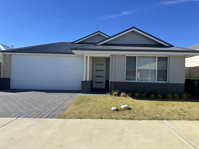34 Middalya Road, Golden Bay WA 6174