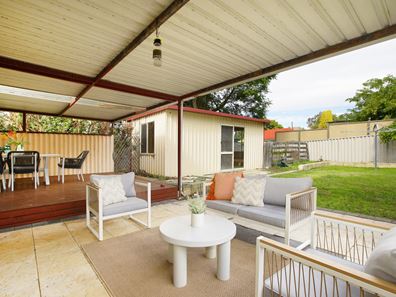 61 Archidamus Road, Coolbellup WA 6163