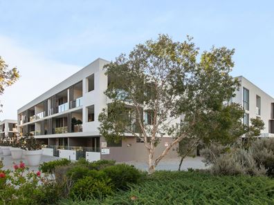 4/1 Stadium Drive, Floreat WA 6014