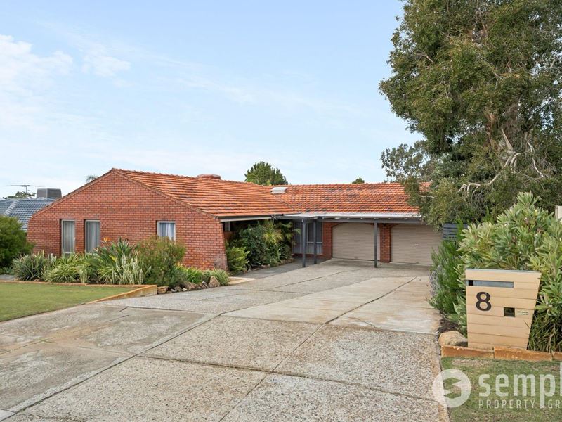 8 Whittaker Crescent, Bull Creek