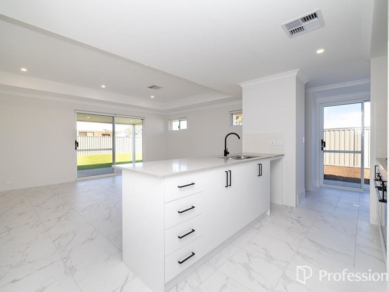 35 Carinata Crescent, Byford WA 6122