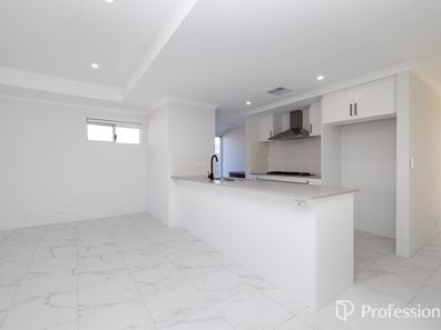 35 Carinata Crescent, Byford WA 6122