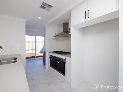 35 Carinata Crescent, Byford WA 6122
