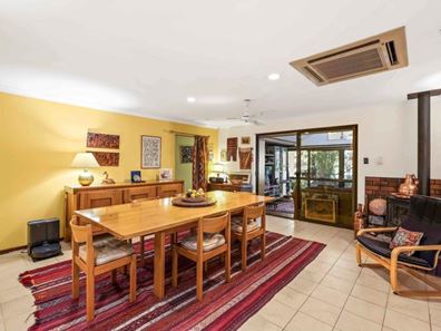 11 Lee-steere Drive, Mariginiup WA 6078