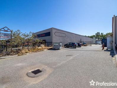 1/12 Dickens Place, Armadale WA 6112