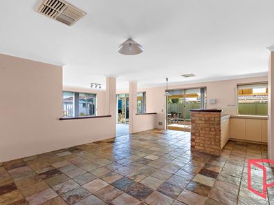 20 Ardross Street, Seville Grove WA 6112