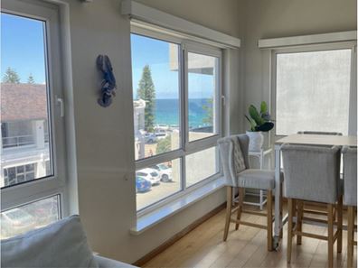 7/4 Warnham Road, Cottesloe WA 6011