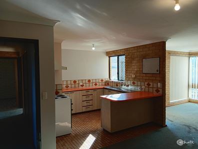 15/8 Hefron Street, Rockingham WA 6168