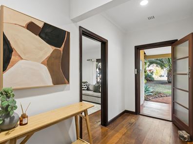 12 South Banff Road, Floreat WA 6014