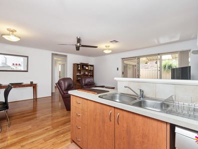 6/17 Bert Street, Gosnells WA 6110