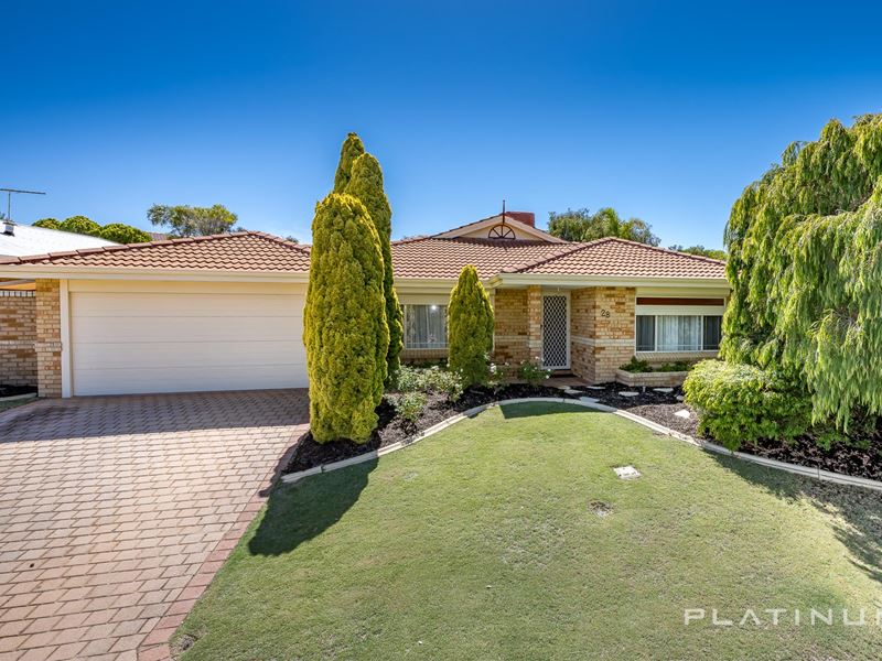 28 Monkton Place, Kinross WA 6028