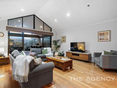 19 O'Mara Boulevard, Iluka WA 6028
