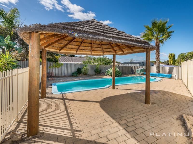3 Barnes Court., Craigie WA 6025