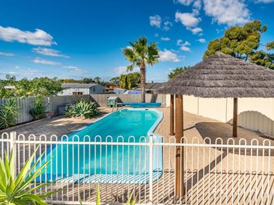 3 Barnes Court., Craigie WA 6025