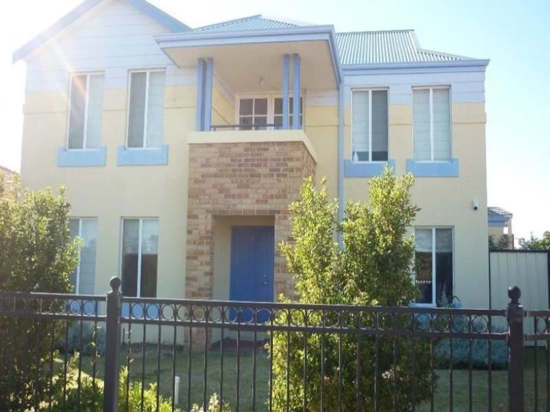 25 Santa Clara Crescent, Clarkson WA 6030