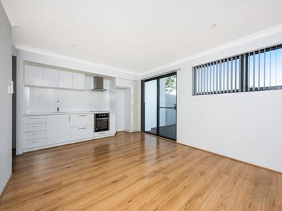 1/31 Firby Street, Cloverdale WA 6105