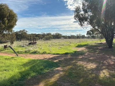 219 One Man Road, Bejoording, Toodyay WA 6566