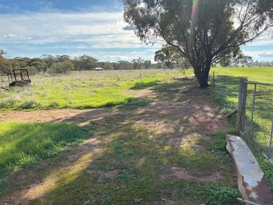 219 One Man Road, Bejoording, Toodyay WA 6566