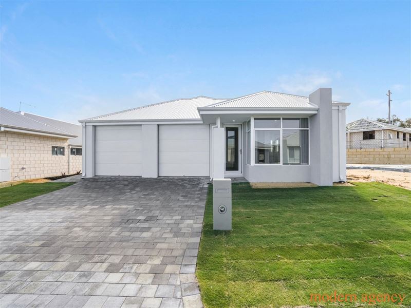 6A MAGNOLIA WAY, Lakelands