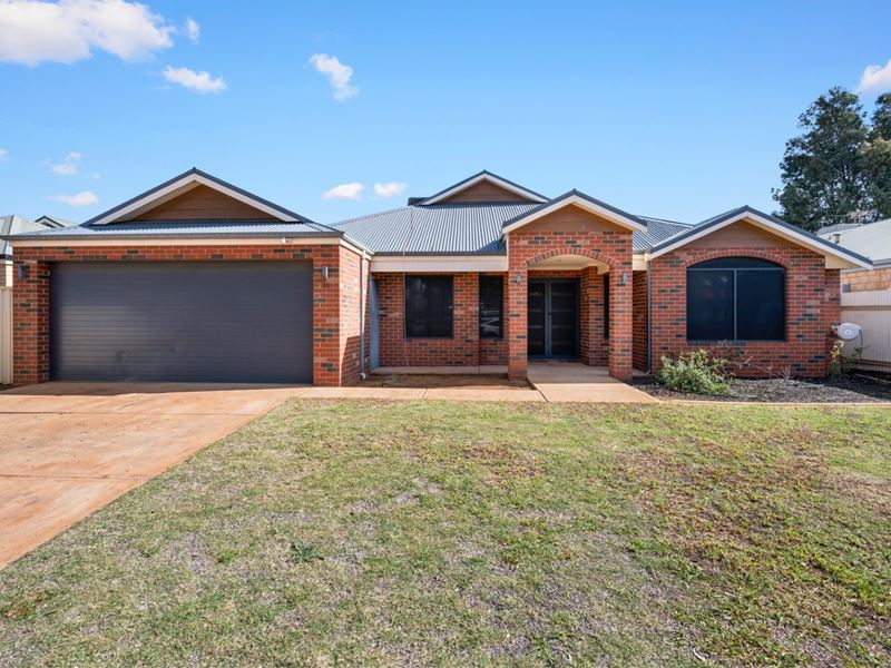 38 Geoffrey Stokes Parade, Kalgoorlie WA 6430