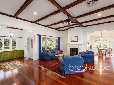 1445 Falls Road, Hovea WA 6071