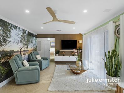 33 James Spiers Drive, Wanneroo WA 6065