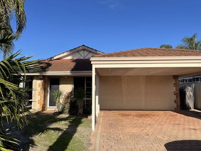 24 Waxflower Bend, Huntingdale WA 6110