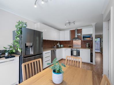 2/12 Elizabeth Street, Maylands WA 6051