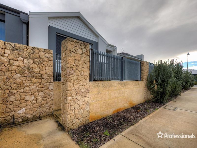 12 Chidley Lane, Eglinton WA 6034