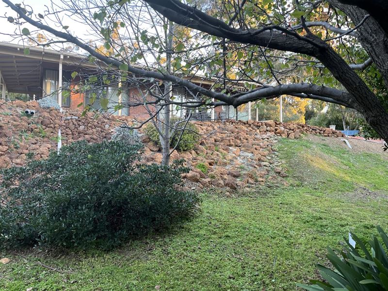 18 Waylen Road, Darlington WA 6070