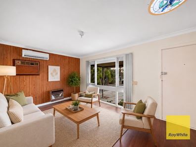 30 Golders Way, Girrawheen WA 6064