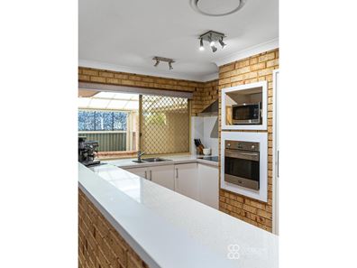 14 Monkton Way, Warnbro WA 6169