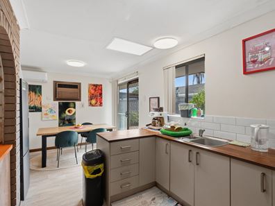 14A Grantham Place, Carlisle WA 6101