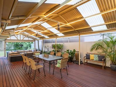 23 Kittyhawk Grove, Geographe WA 6280
