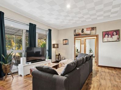 134 Morley Drive, Yokine WA 6060